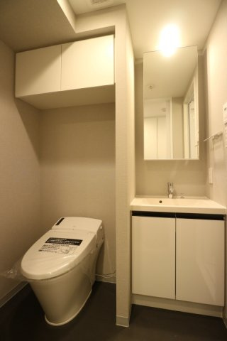 プラウドフラット浅草の独立洗面台