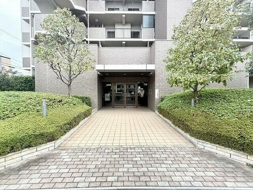 ディオフェルティ門真本町のエントランス|■物件内覧・資金計画相談・住宅ローン相談、リフォーム相談、お問合せ受付中■
※当日・翌日のご内覧、ご相談はお電話でのお問合せがスムーズです！