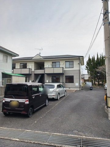 ハイツＦＬＯＷＥＲの駐車場