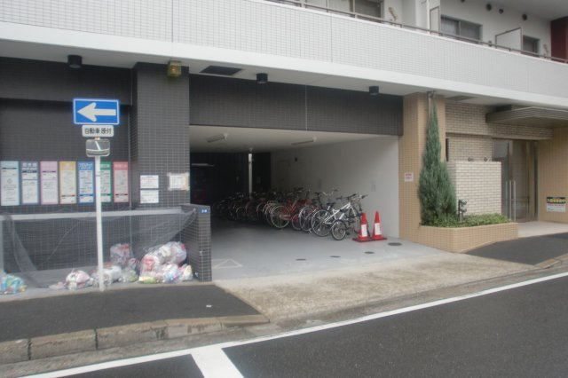 名古屋市中区千代田３丁目の駐車場