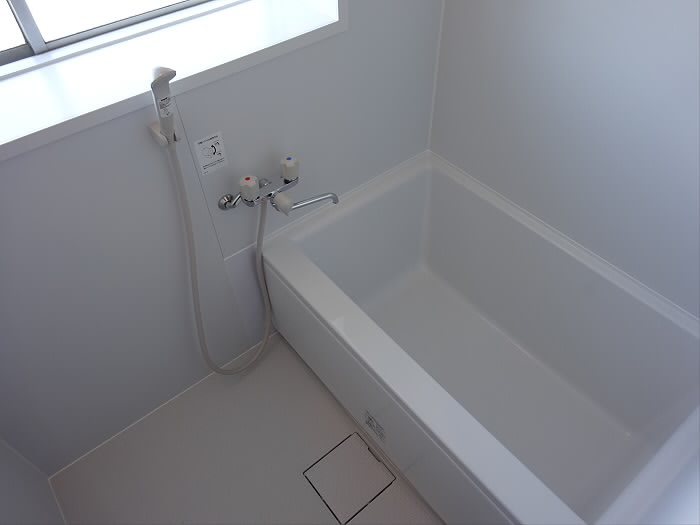 毛塚ビルの浴室