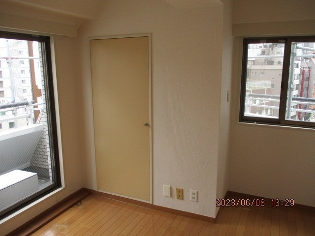 ビクセルお茶の水の居間・リビング