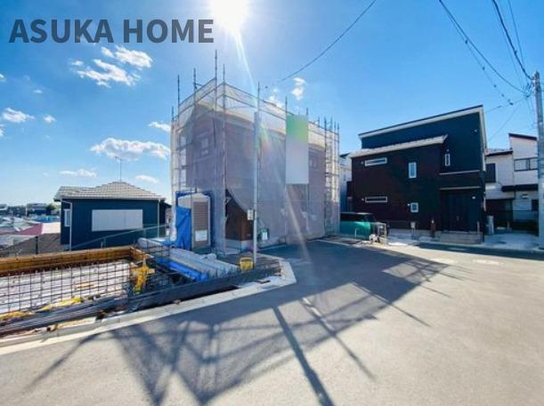 瀬谷区下瀬谷２丁目 の前面道路含む現地写真