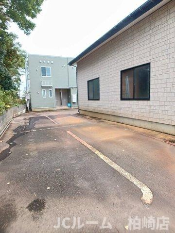 タイセイユニゾンＣの駐車場