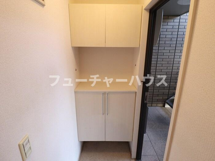 カハラ　Ｂの玄関