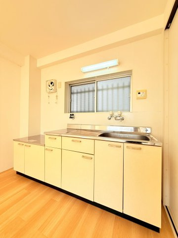 高島グリーンハイツのキッチン