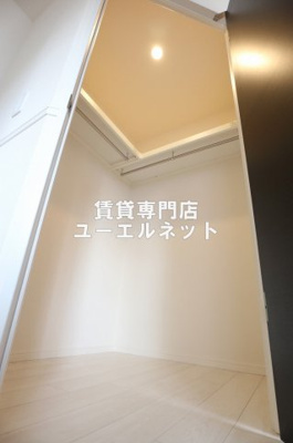 【収納】 | クリスタルマンション | 人気のウォークインクローゼット付き♪