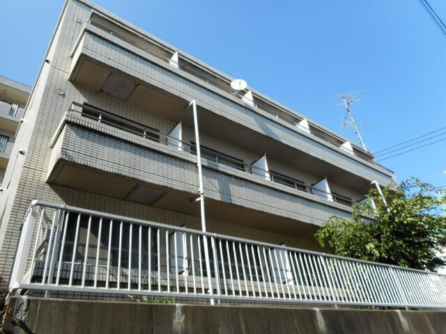 たまプラーザフラットの外観