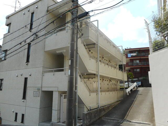 たまプラーザフラットの外観