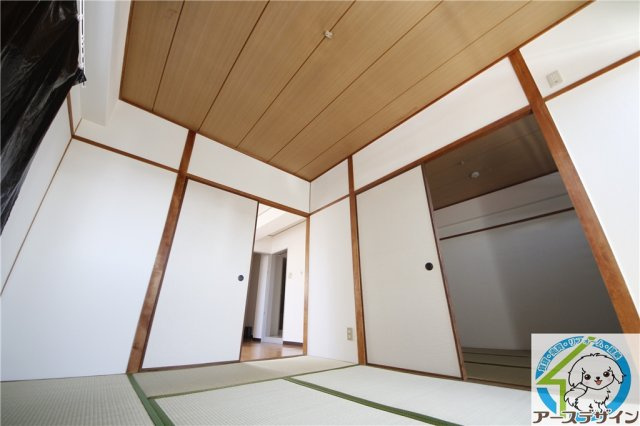 ハイツOGIの寝室