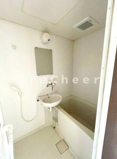 リスデラバレの浴室