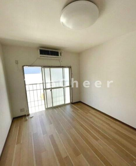 リスデラバレの寝室