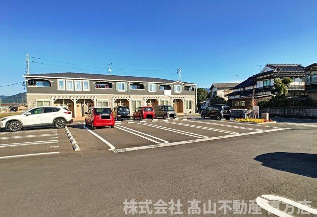 レジデンス感田　Ｂの駐車場