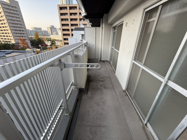メゾン千里中央のバルコニー