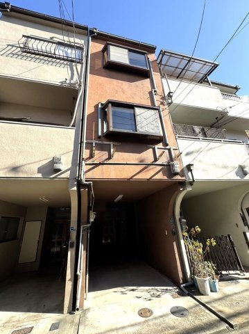 大池町　中古一戸建ての外観|新しい生活にいかがでしょうか？外観はお住まいの顔になります。こだわりたいポイントですね。外壁塗装や屋根塗装のご相談も承っております。
■現地内覧・資金計画相談・住宅ローン相談もお問合せ受付中■