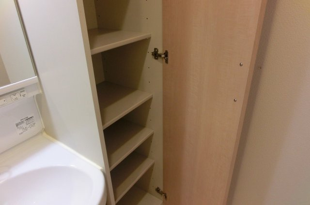 シャーメゾン稲田本町C棟の収納|☆掲載されている写真は同物件の別部屋のものとなりますのでご注意ください。