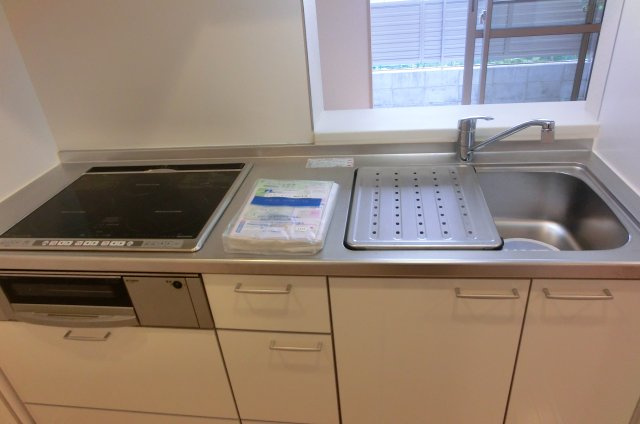 シャーメゾン稲田本町C棟のキッチン|☆掲載されている写真は同物件の別部屋のものとなりますのでご注意ください。