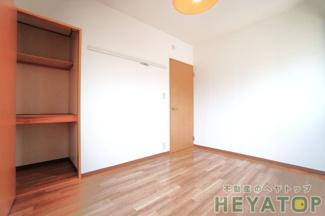 【内装】 | 洋室６.１帖（同仕様写真）