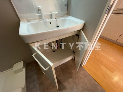 【洗面所】 | Ｌａ　Ｗａｌｅａｉｎａ | 広い洗面スペース