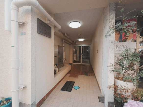 【エントランス】