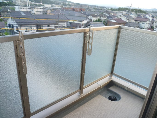 【バルコニー】 | サンシェンロンK