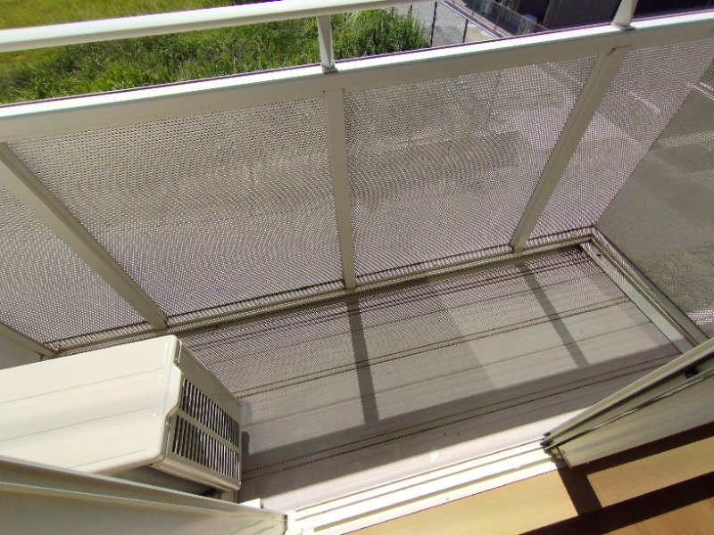 ウッドイン３番館のバルコニー