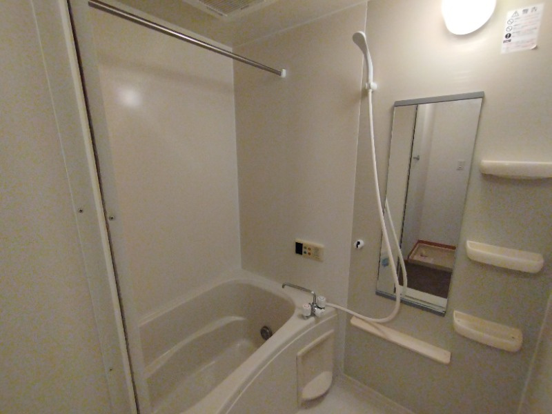 ウッドイン３番館の浴室