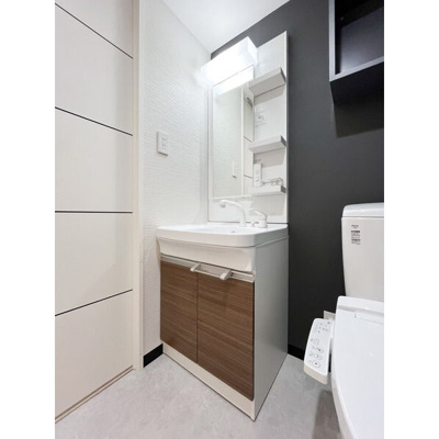 【洗面所】 | グランドロアール南巽 | 洗面所です