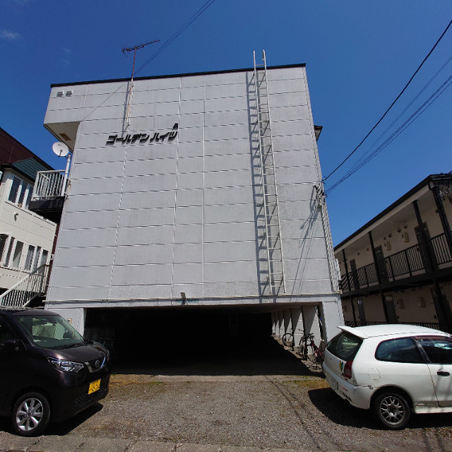 ゴールデンハイツＡ