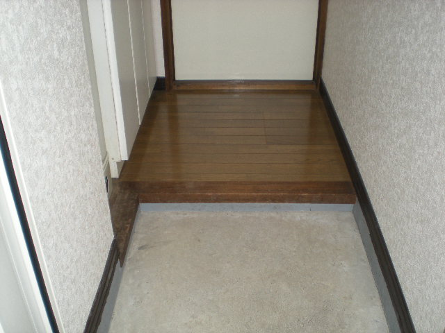 ゴールデンハイツＡの玄関