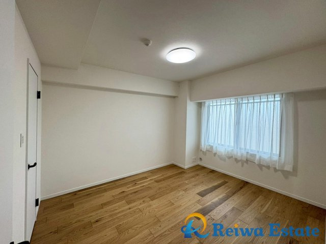 オクトス湘南茅ヶ崎ヴィスタヒルの洋室