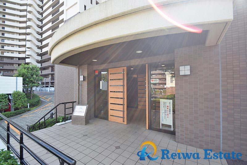 オクトス湘南茅ヶ崎ヴィスタヒルのエントランス