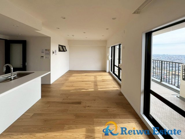 オクトス湘南茅ヶ崎ヴィスタヒルの居間・リビング