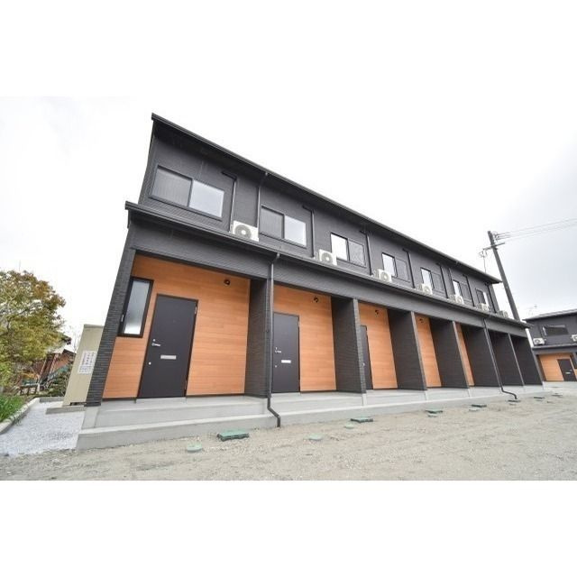 ジラソーレM A棟C棟の外観|お洒落な外観です★