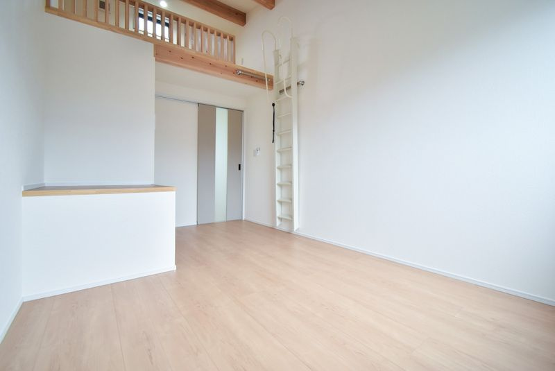 ジラソーレM A棟C棟の居間・リビング|広いリビング★