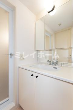 エクセル米喜の洗面所