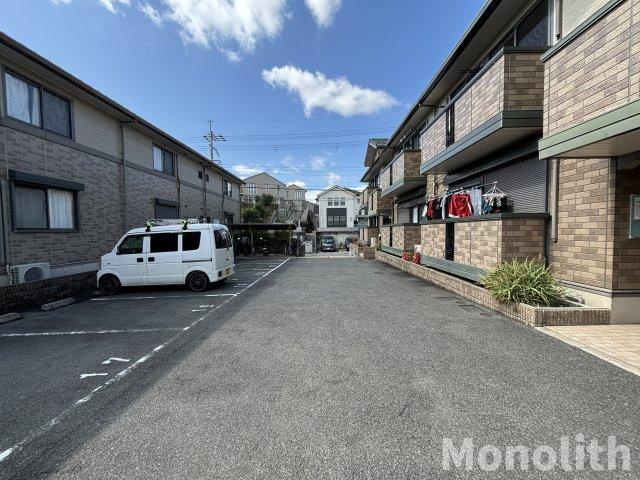 ガーデンハウス明正B棟の駐車場