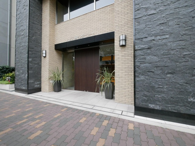 【エントランス】 | ハビテ靱センターコート | 毎日通るエントランスはこのようになっています