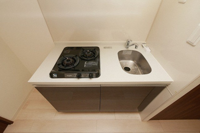 【キッチン】 | ハビテ靱センターコート | コンパクトなキッチンで掃除もラクラク