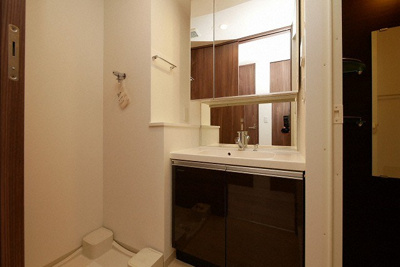 【洗面所】 | ハビテ靱センターコート | 忙しい朝には欠かせない洗面所です