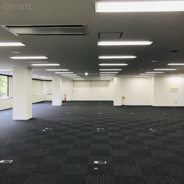 インテリックス新横浜ビルの内装