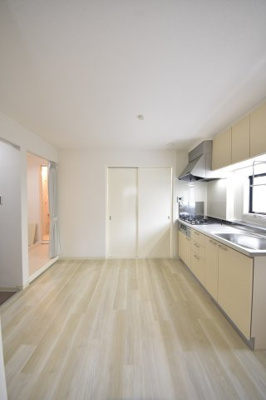 【居間・リビング】 | 俊成マンション