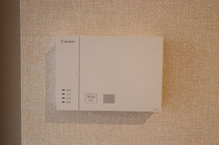 リシェスみのり台　A・B・C　B棟のセキュリティ