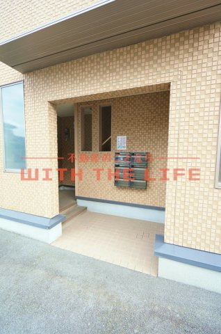 チャームビラⅡ【キャッシュバック対象物件】のエントランス|エントランスです