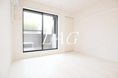 【居間・リビング】 | エクセラン松原 | 洋室のお部屋です。