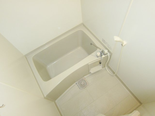 サンビレッジ府中B棟の浴室