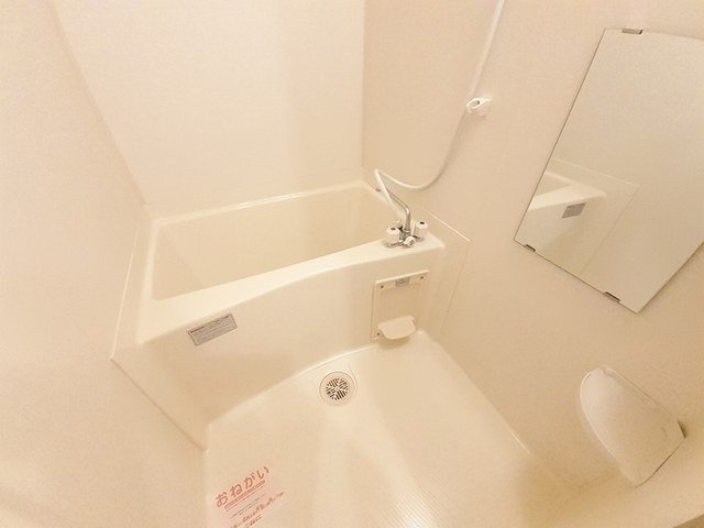 ヴィラ甲東園の浴室