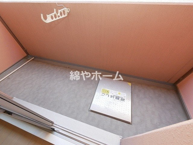 エグゼ難波南のバルコニー|お洗濯にも便利なバルコニー付き