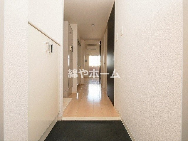 エグゼ難波南の玄関|ゆったりとした玄関です