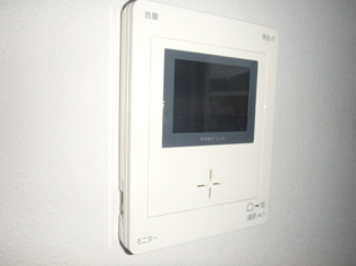 【セキュリティ】 | T.T.Studio | モニター付インターホンで安心